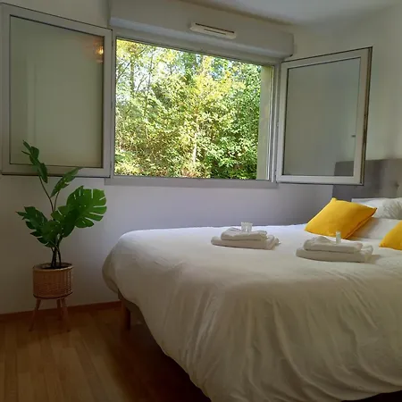 Apartment T2 De 56m2 - Geneve A 5 Min- Parking Prive Gratuit Saint-Julien-en-Genevois