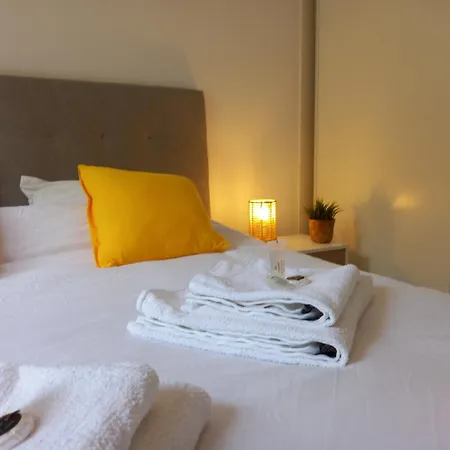 T2 De 56m2 - Geneve A 5 Min- Parking Prive Gratuit